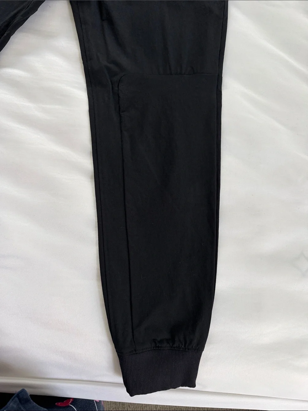 ALO Yoga Black Women's Track Joggers